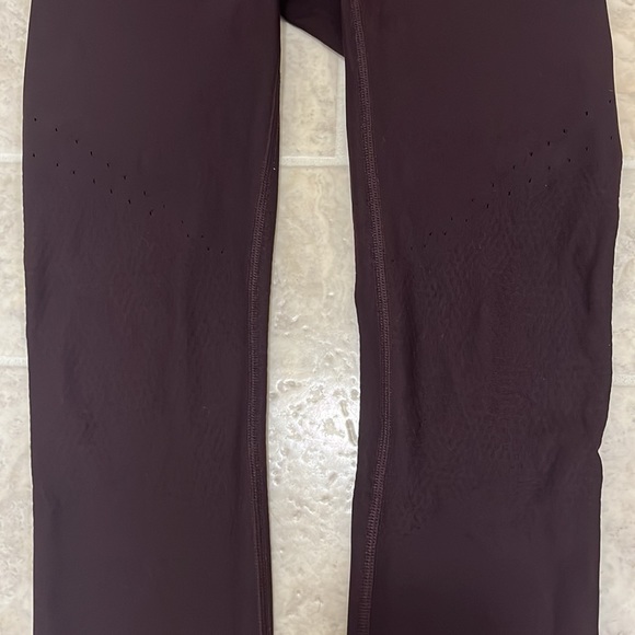 Lululemon dark burgundy tights size 4 - Picture 3 of 12